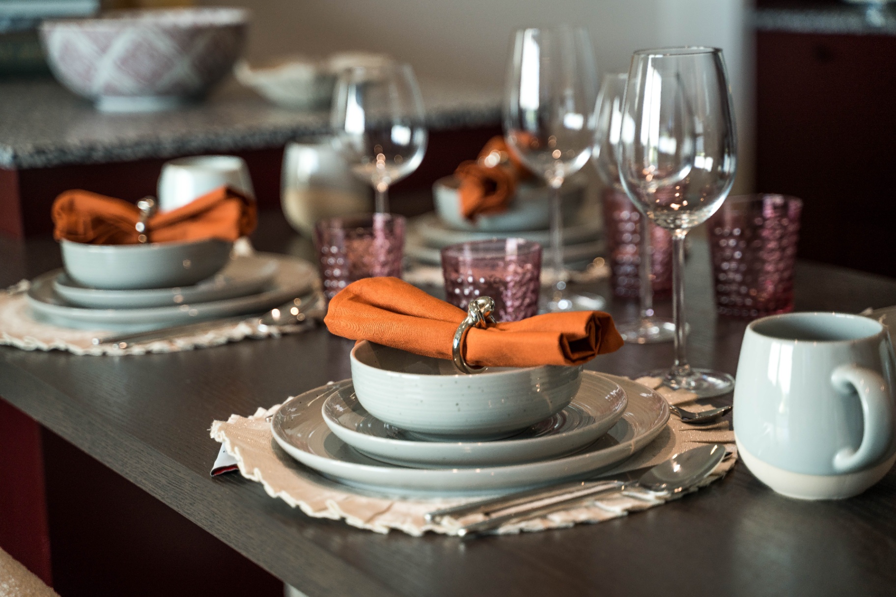 London Retreat staging detail 8