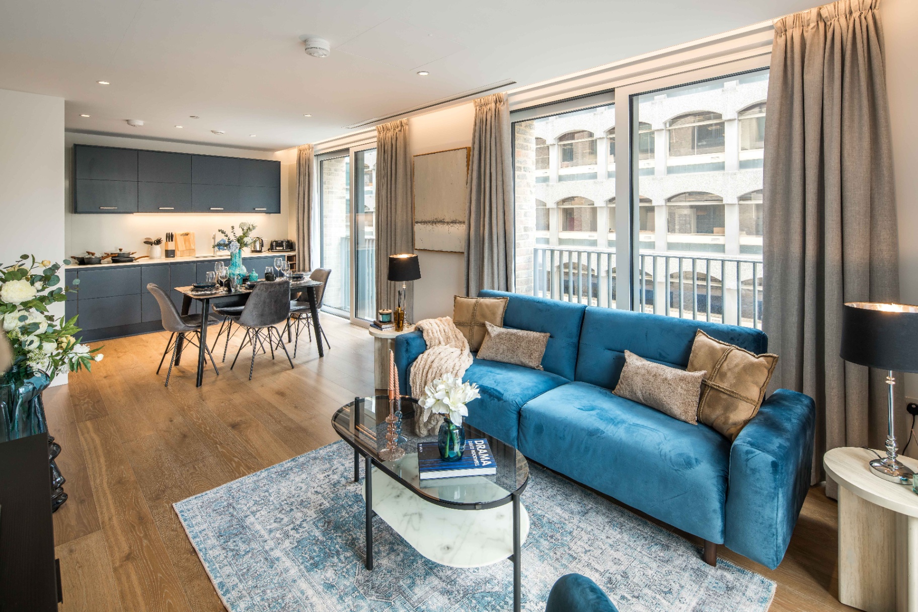 Covent Garden Flat staging detail 2