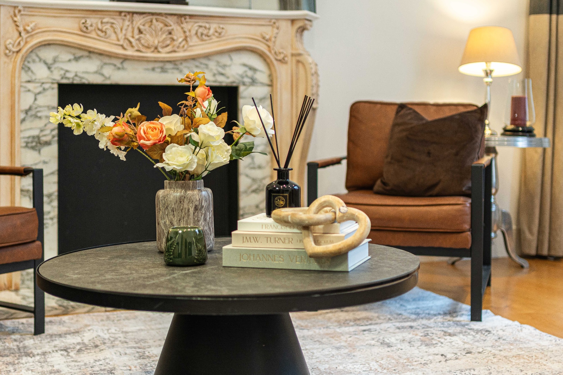 Kensington  staging detail 7
