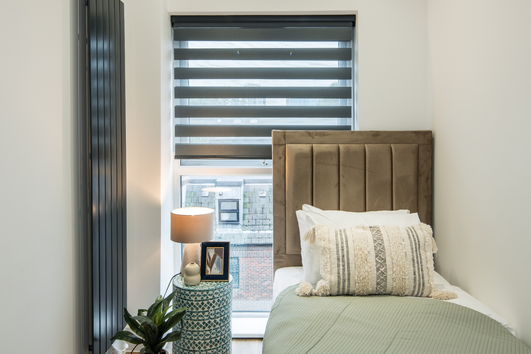 Shoreditch  Portfolio staging detail 6