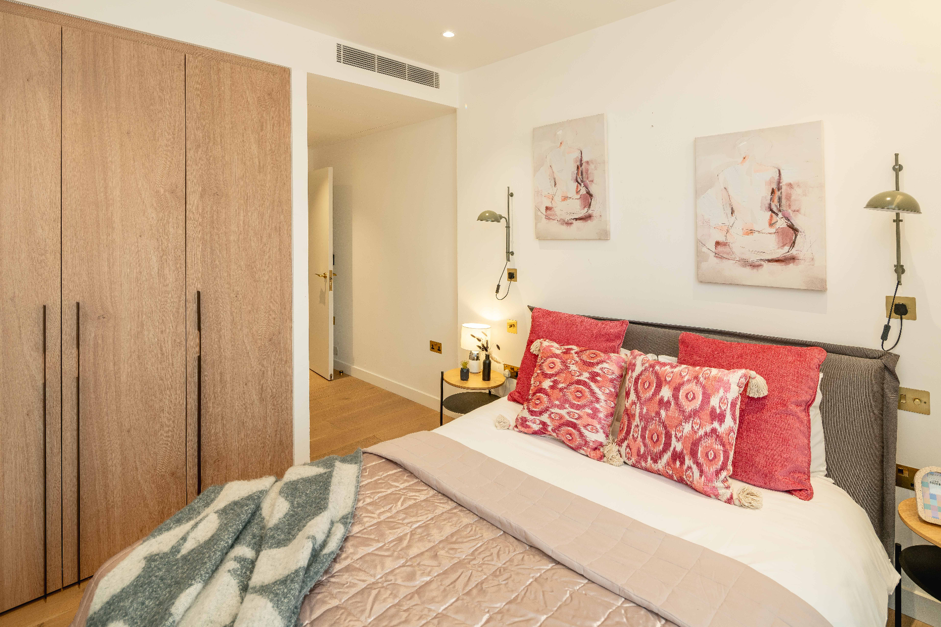 Kings Cross retreat staging detail 5
